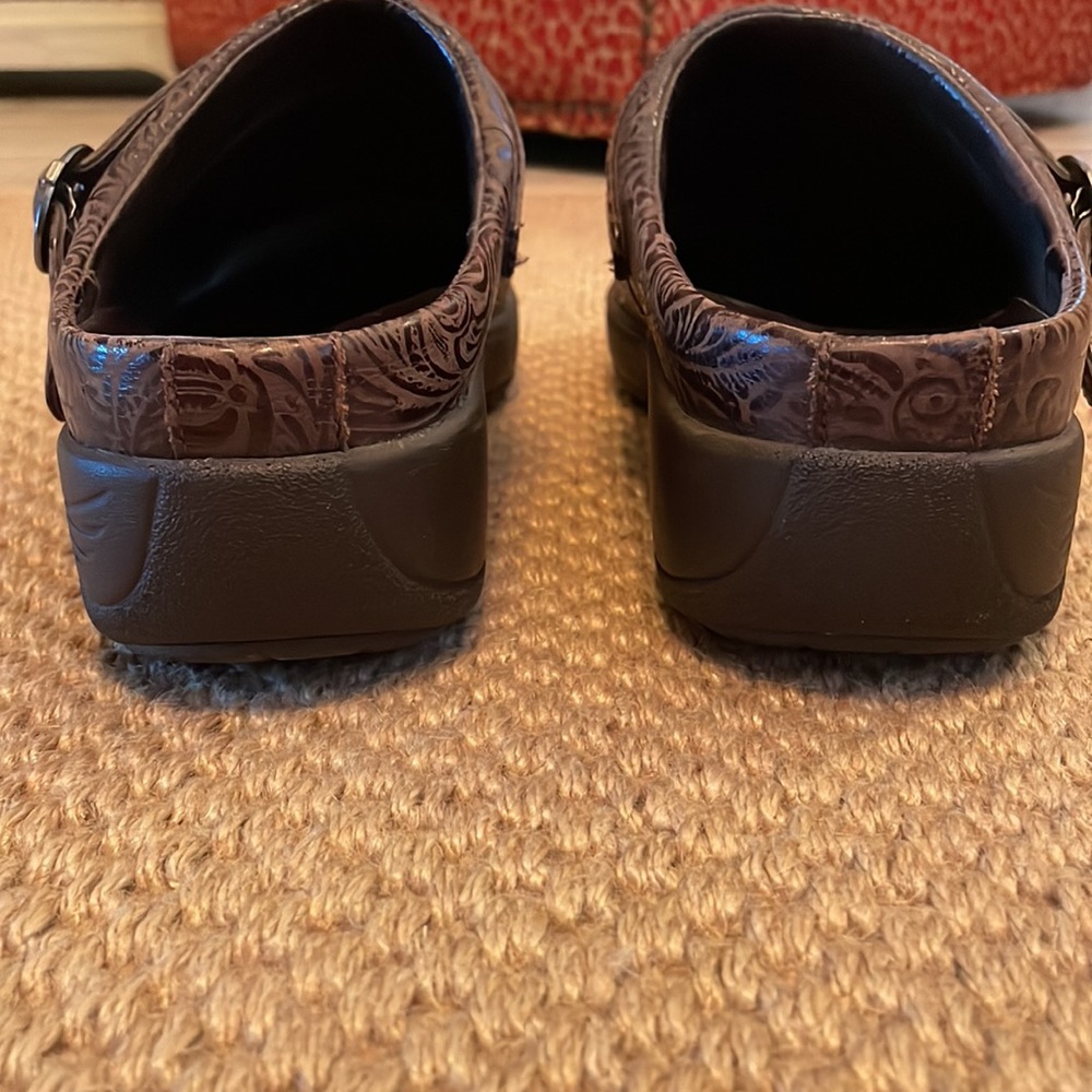 Women’s Dansko Allison mule clog size 42 - Picture 5 of 5
